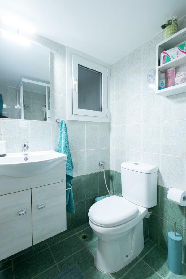 Cozy And Modern Studio Athén Kültér fotó
